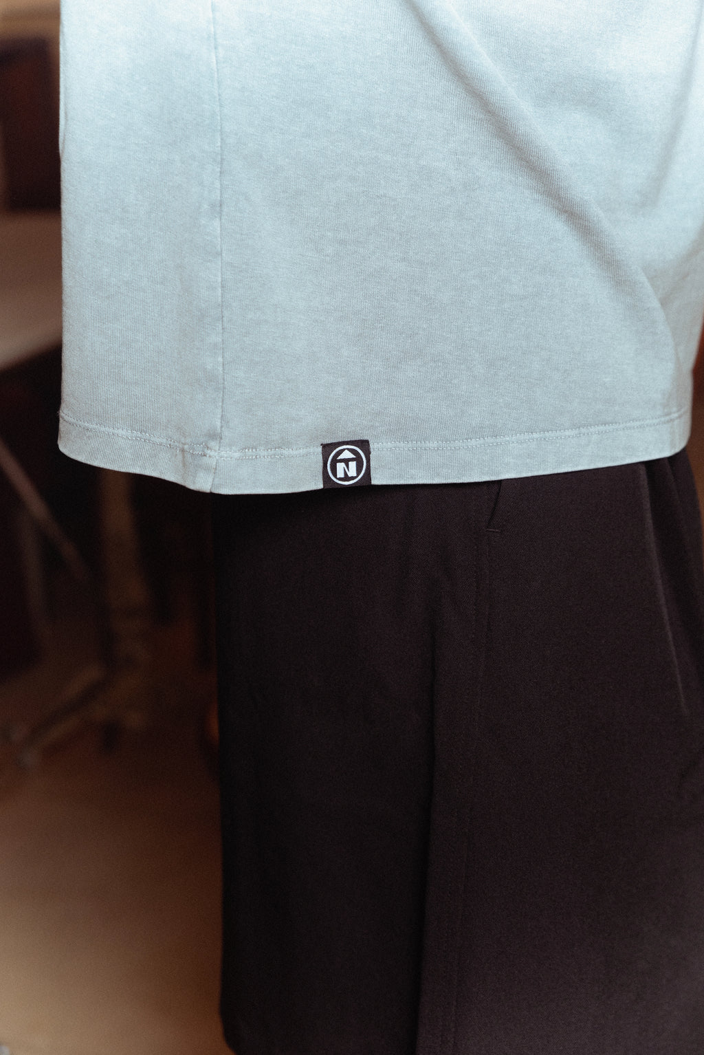 Camiseta Gris Garment Dye ENETE – Feel Your Essence – Long Sleeve - Origen Edition