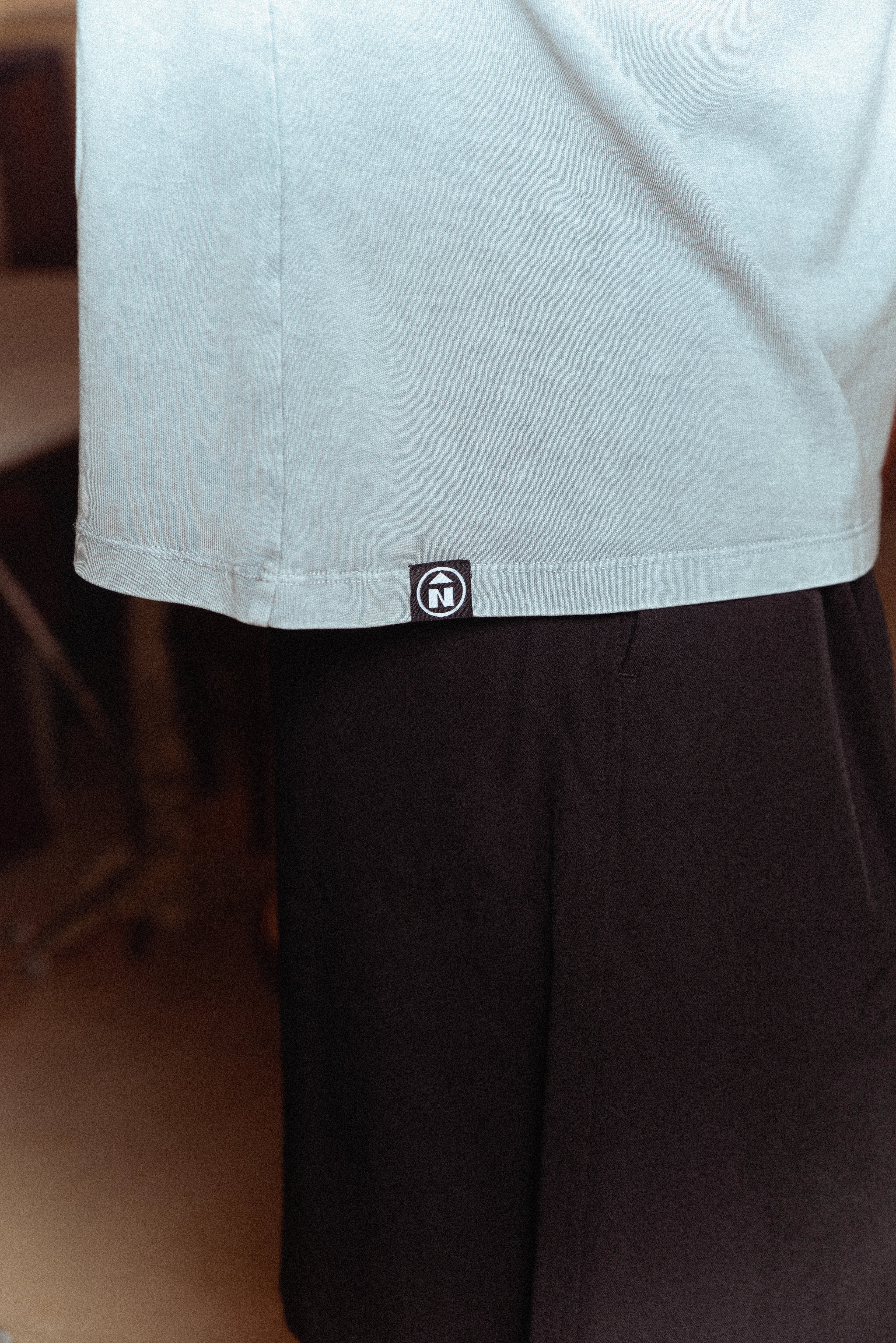 Camiseta Gris Garment Dye ENETE – Feel Your Essence – Long Sleeve - Origen Edition