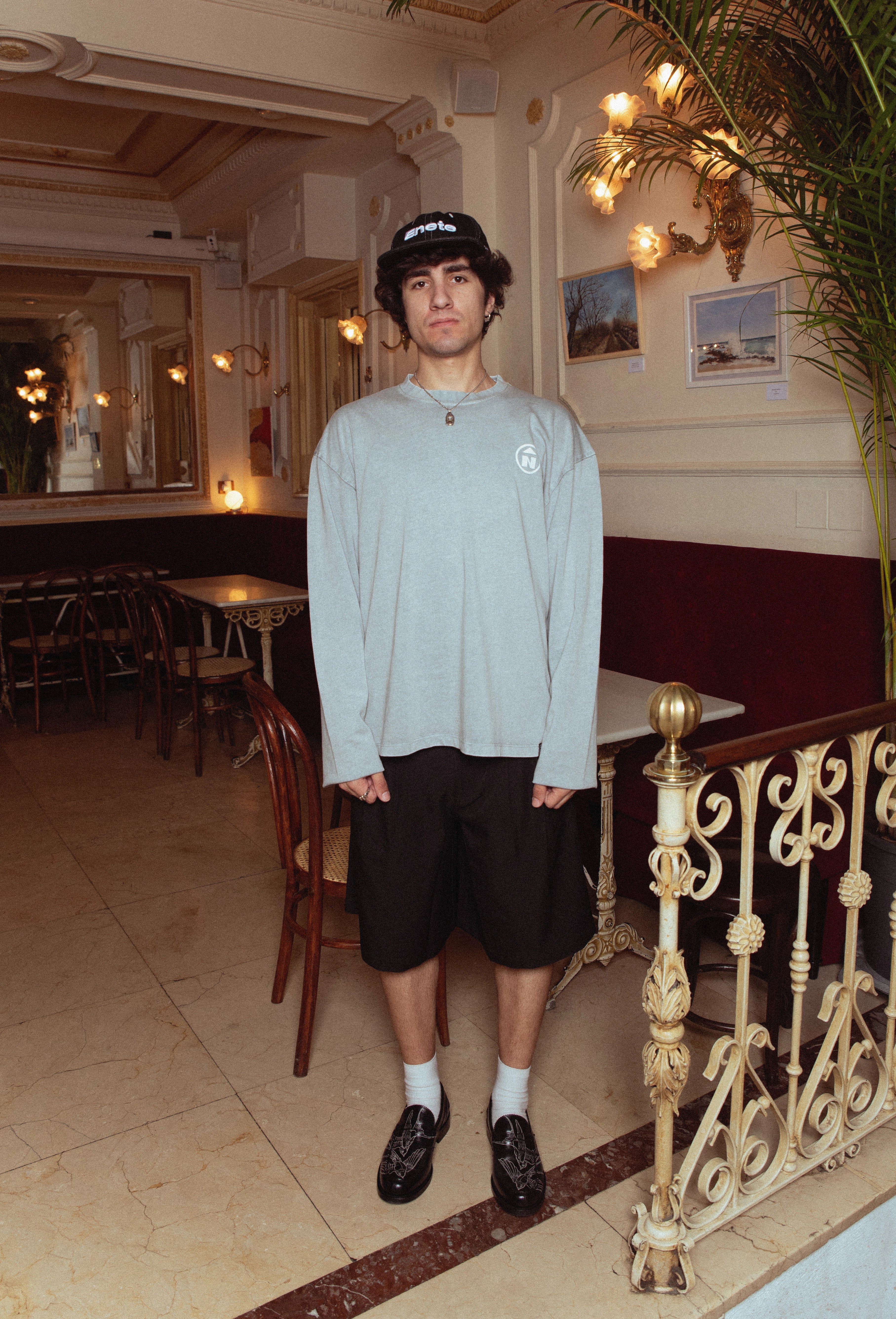 Camiseta Gris Garment Dye ENETE – Feel Your Essence – Long Sleeve - Origen Edition