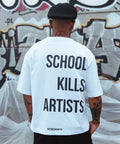 ENETE School Kills Artists - blanca – Short Sleeve Boxy - Daily Garments